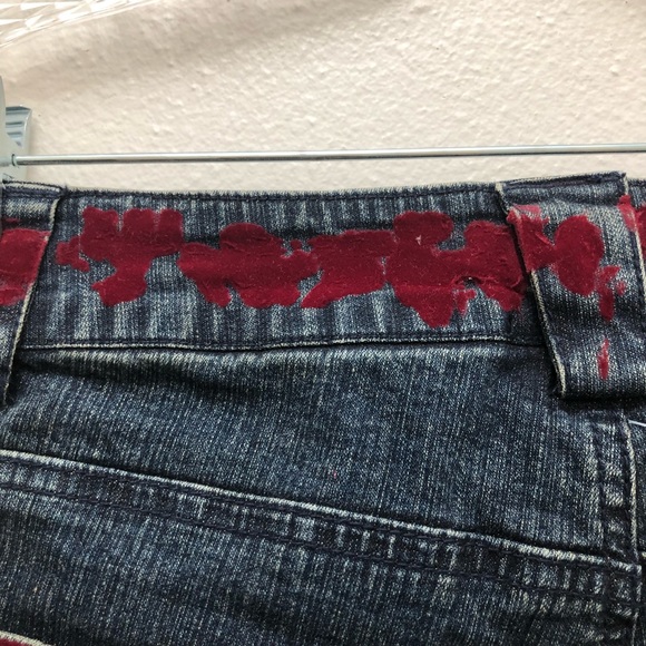 Cache Women's Dark Wash Novelty Denim Size 6 with Design on Waist and Pockets - Picture 11 of 16